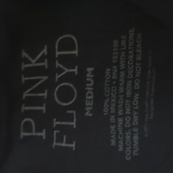 HOT TOPIC Pink Floyd 1968 World Tour Graphic Tee ~ NEW - Picture 5 of 7